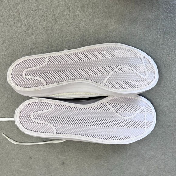 Nike Court Legacy Youth Shoes Size 7 All White School, Play, Streetwear - Picture 9 of 12